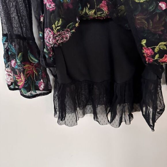 A. Byer Boho Black Sheer Embroidered Bell Sleeve Top  S - Picture 6 of 13